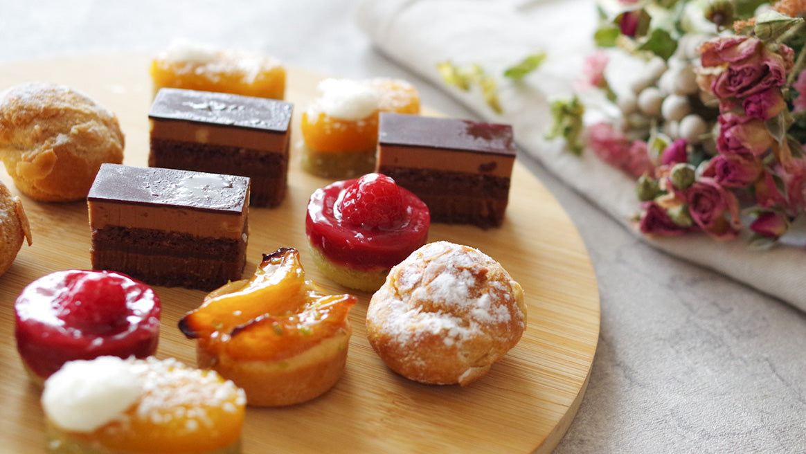 スイーツの宝箱みたい！「5種類のプティフール」 – Picard(ピカール