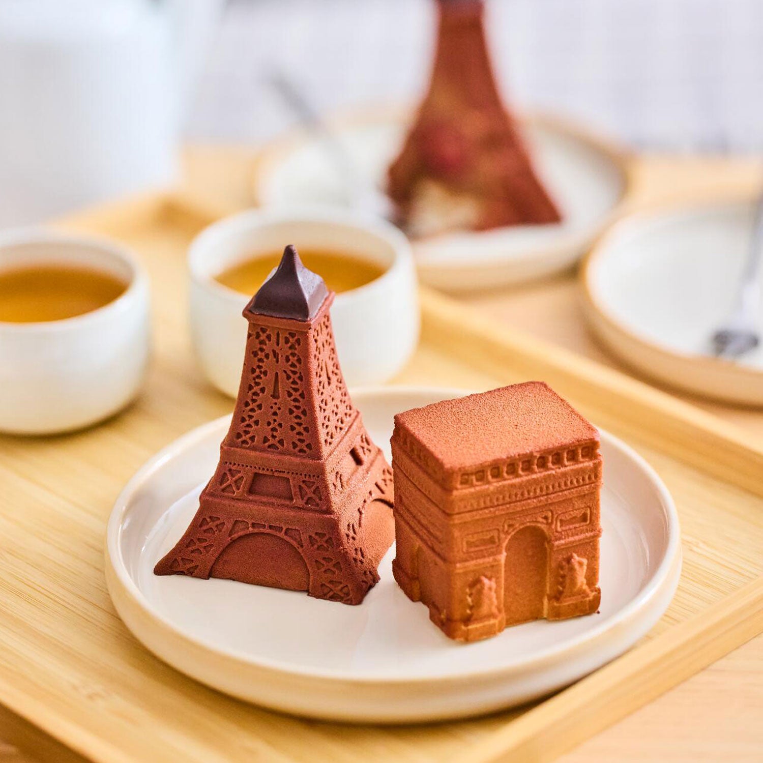 BERNARDAUD エッフェル塔　パリ　デザートお皿　2枚セット 16cm スモールプレート セット Tout Paris x La Tour Eiffel (トゥ