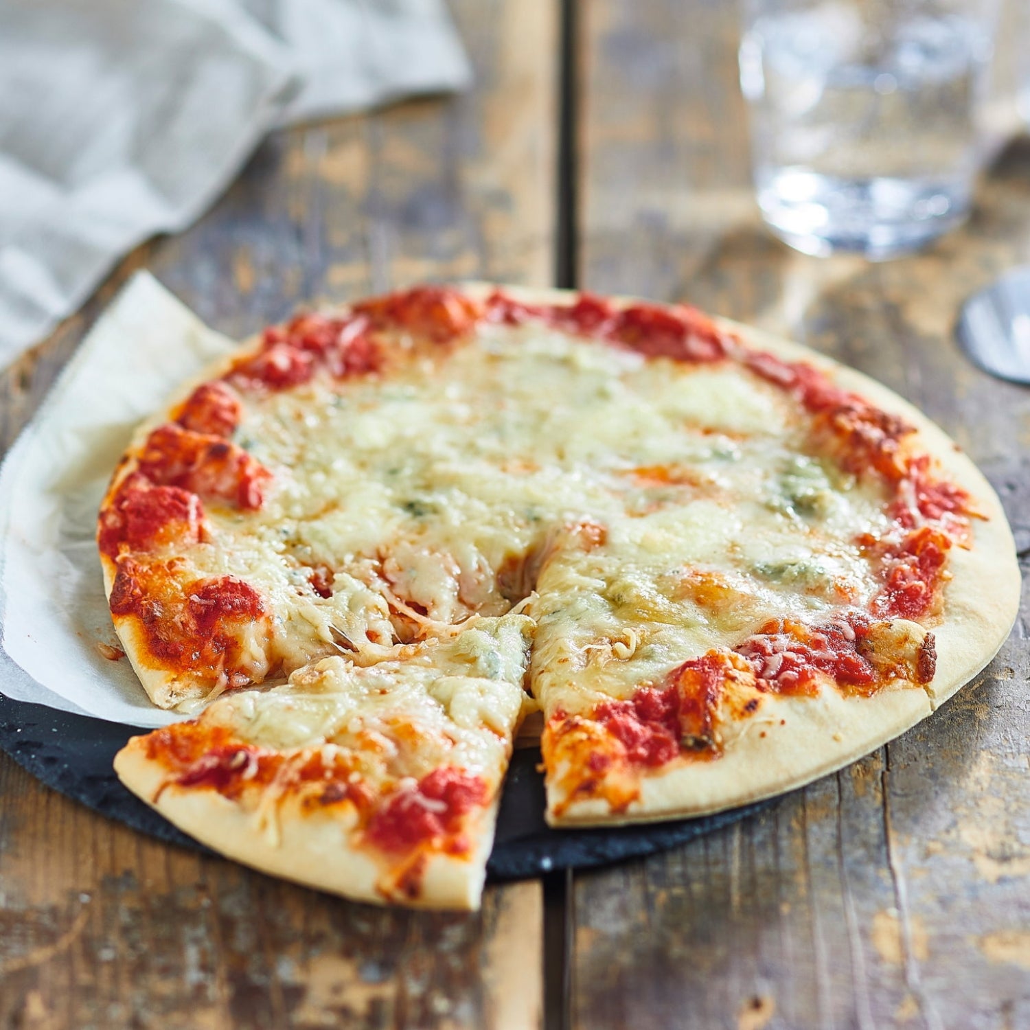 ピザ ピカール公式】BIO 3種類のチーズピッツァ 冷凍 400g（約直径24cm