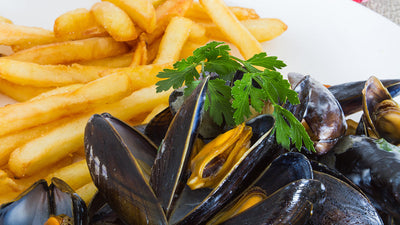 ムール貝をフランス流にとことん楽しむ！「ムール・フリット」とは？おいしい食べ方