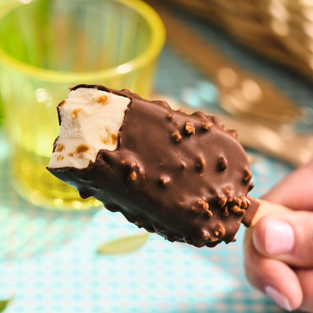 ピカール公式】ヘーゼルナッツとマカダミアナッツのバニラアイス