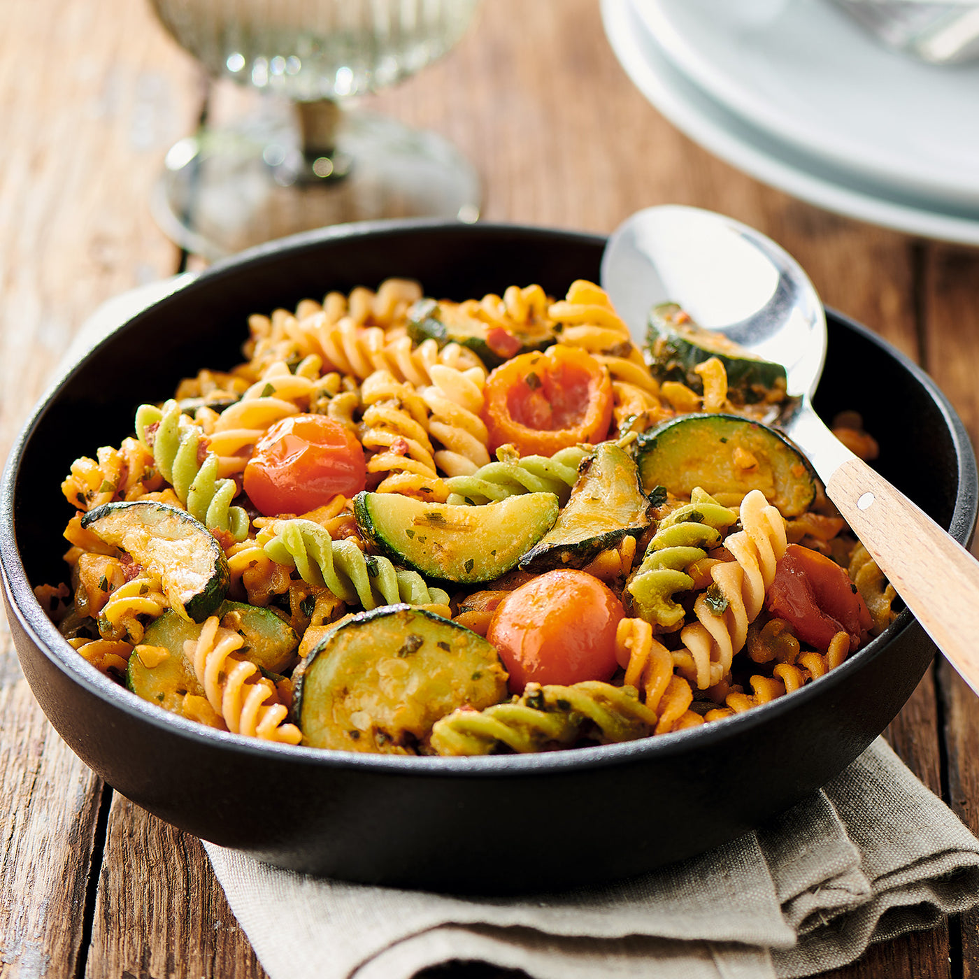 3種類の豆粉のフジッリ ペストロッソソース