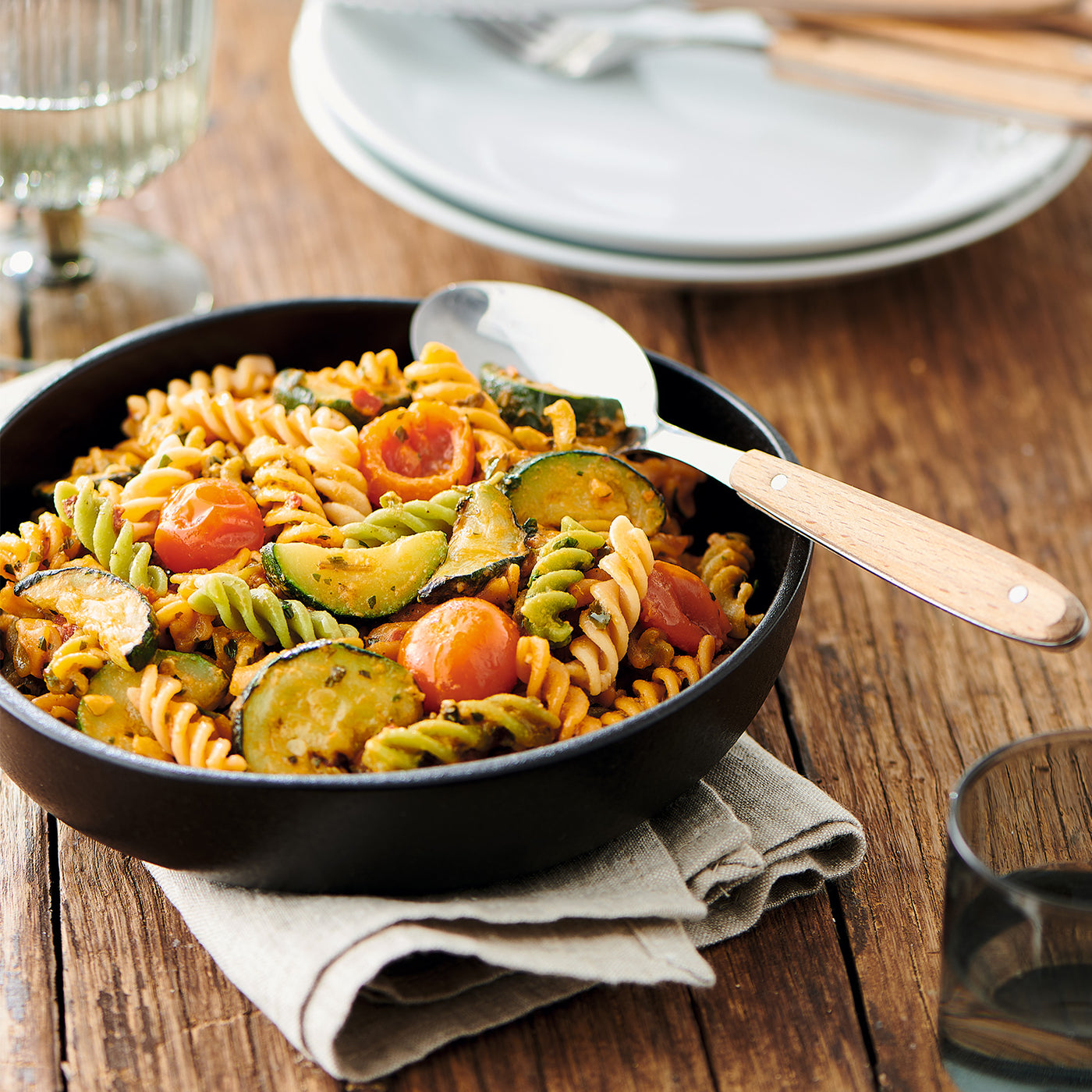 3種類の豆粉のフジッリ ペストロッソソース