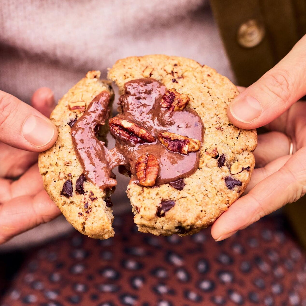 あやniwo（プロフ必読ください）　カヌレ　クッキー ピカール公式】クッキーバイブス（ピーカンナッツとショコラ） 冷凍