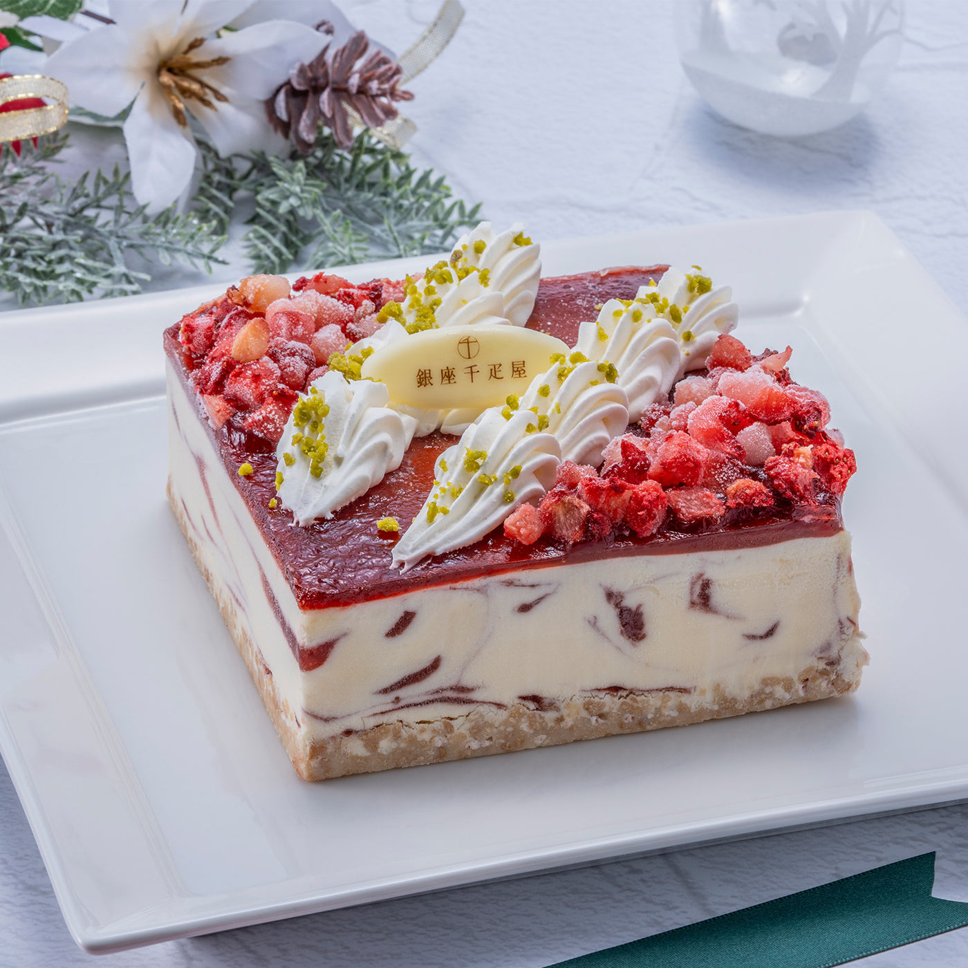 【店舗限定予約販売】ストロベリーアイスケーキ