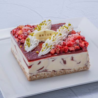 【店舗限定予約販売】ストロベリーアイスケーキ
